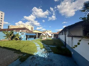 Casa / Sobrado Comercial para Locação em São José dos Campos/SP Jardim das Indústrias 3 Quartos
