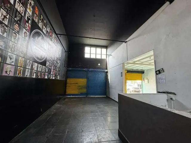 Casa / Sobrado Comercial para Locação em São José dos Campos/SP Jardim das Indústrias