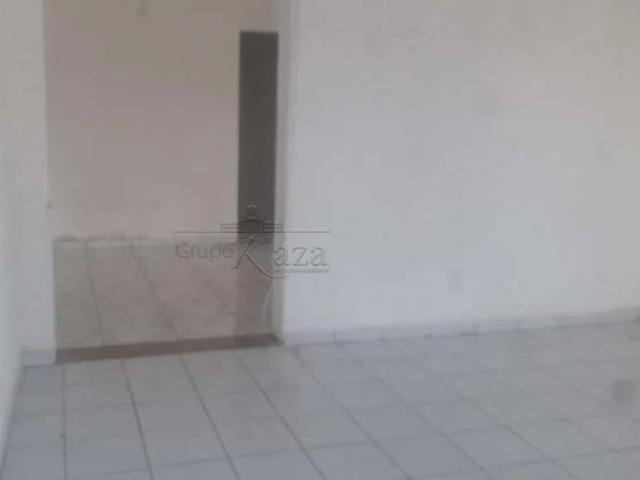 Casa / Sobrado Comercial para Locação em São José dos Campos/SP Jardim das Indústrias