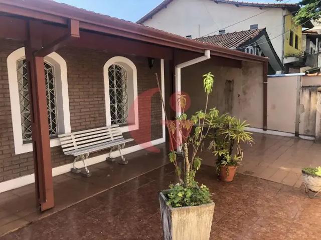 Casa / Sobrado Comercial para Locação em São José dos Campos/SP Jardim das Indústrias