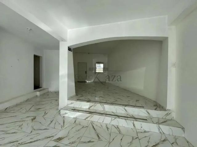 Casa / Sobrado Comercial para Locação em São José dos Campos/SP Jardim Esplanada 2 Quartos
