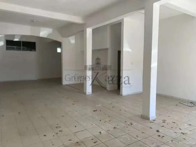 Casa / Sobrado Comercial para Locação em São José dos Campos/SP Jardim Imperial