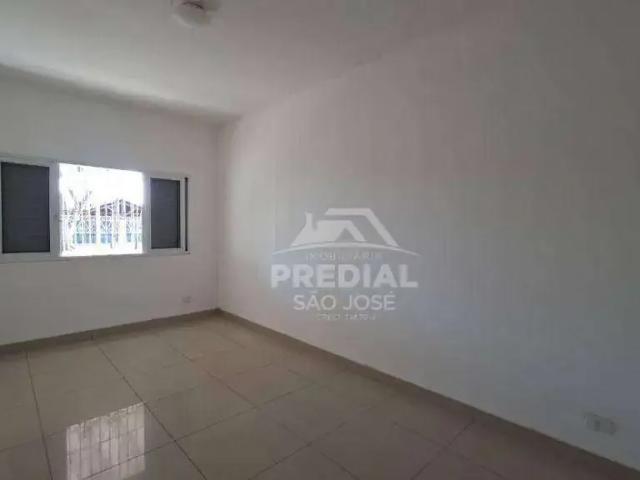 Casa / Sobrado Comercial para Locação em São José dos Campos/SP Jardim Oriente 6 Quartos