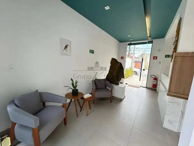 Casa / Sobrado Comercial para Locação em São José dos Campos/SP Jardim Nova América 8 Quartos