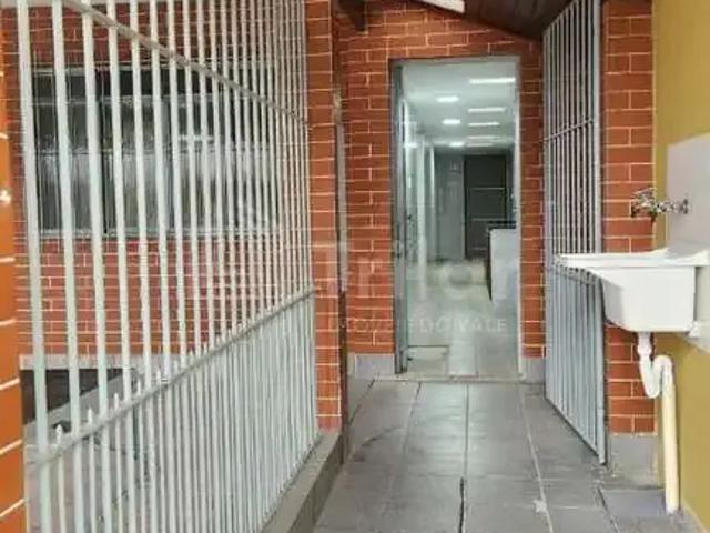 Casa / Sobrado Comercial para Locação em São José dos Campos/SP Jardim Satélite 3 Quartos