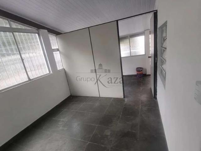 Casa / Sobrado Comercial para Locação em São José dos Campos/SP Jardim Satélite 1 Quartos