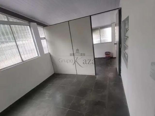 Casa / Sobrado Comercial para Locação em São José dos Campos/SP Jardim Satélite 1 Quartos