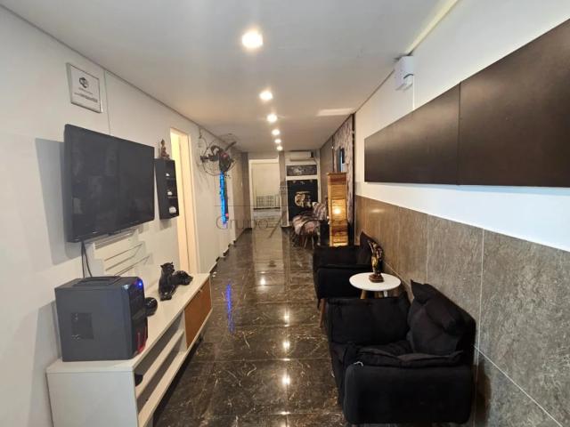 Casa / Sobrado Comercial para Locação em São José dos Campos/SP Jardim Satélite