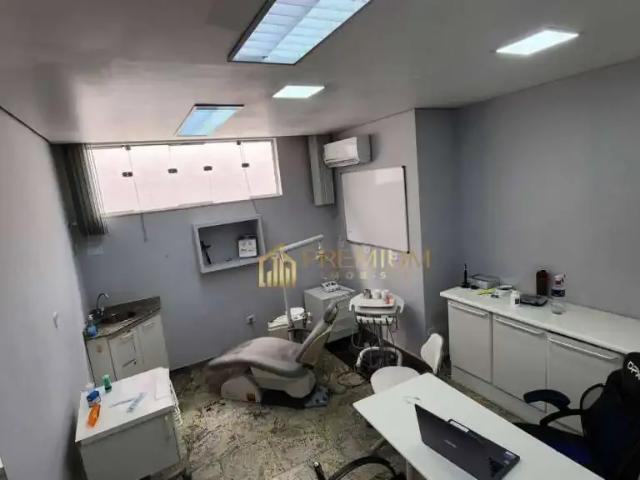 Casa / Sobrado Comercial para Locação em São José dos Campos/SP Jardim Satélite
