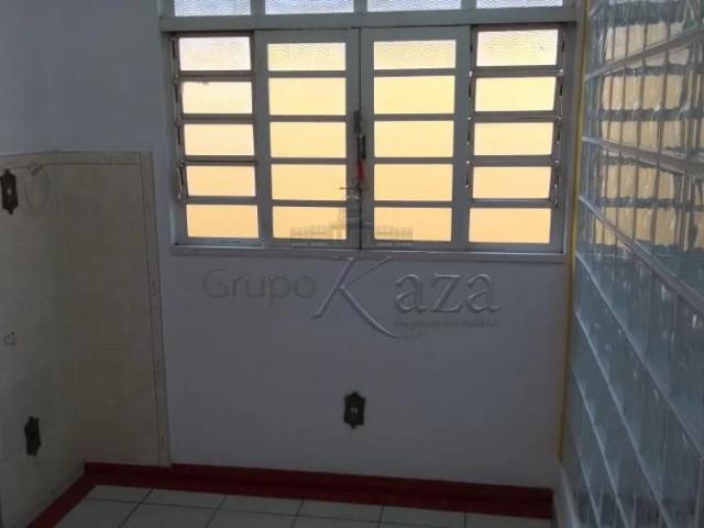 Casa / Sobrado Comercial para Locação em São José dos Campos/SP Jardim Satélite