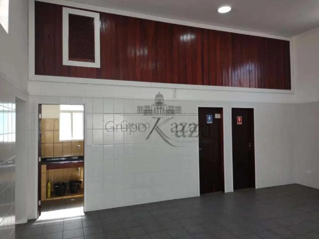 Casa / Sobrado Comercial para Locação em São José dos Campos/SP Jardim Satélite