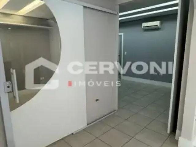 Casa / Sobrado Comercial para Locação em São José dos Campos/SP Parque Industrial 4 Quartos