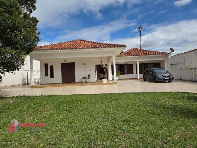 Casa / Sobrado Comercial para Locação em São José dos Pinhais/PR Centro