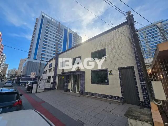 Casa / Sobrado Comercial para Locação em São José/SC Campinas