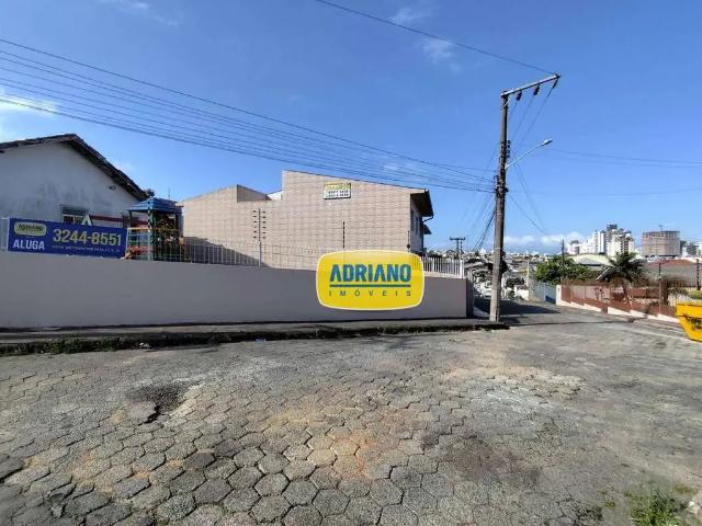Casa / Sobrado Comercial para Locação em São José/SC Bela Vista 6 Quartos