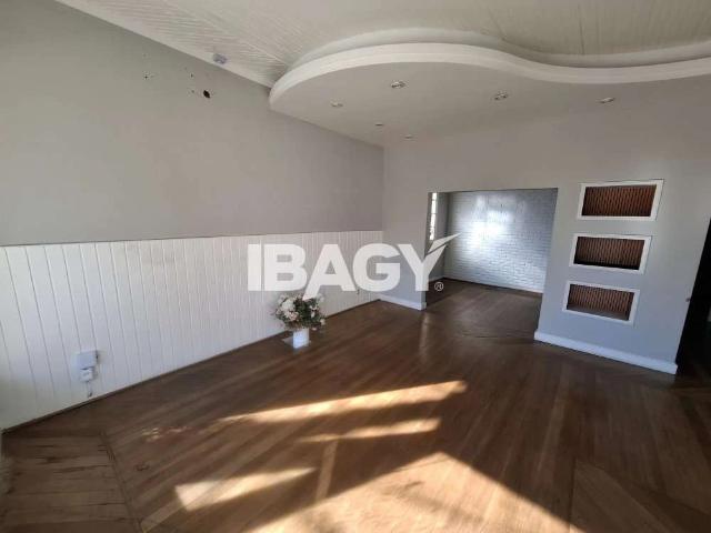 Casa / Sobrado Comercial para Locação em São José/SC Praia Comprida
