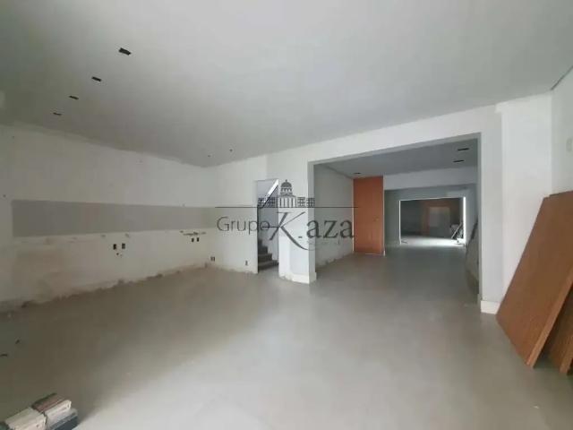 Casa / Sobrado Comercial para Locação em São Paulo/SP Moema 4 Quartos