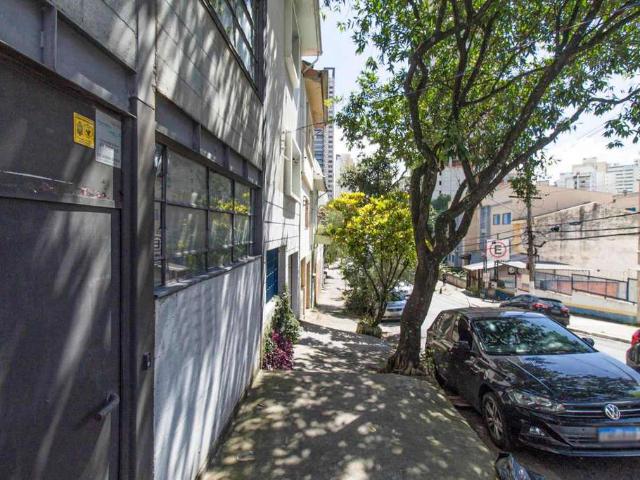 Casa / Sobrado Comercial para Locação em São Paulo/SP Aclimação