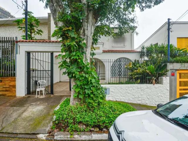Casa / Sobrado Comercial para Locação em São Paulo/SP Aclimação