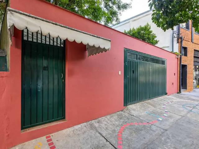 Casa / Sobrado Comercial para Locação em São Paulo/SP Água Branca