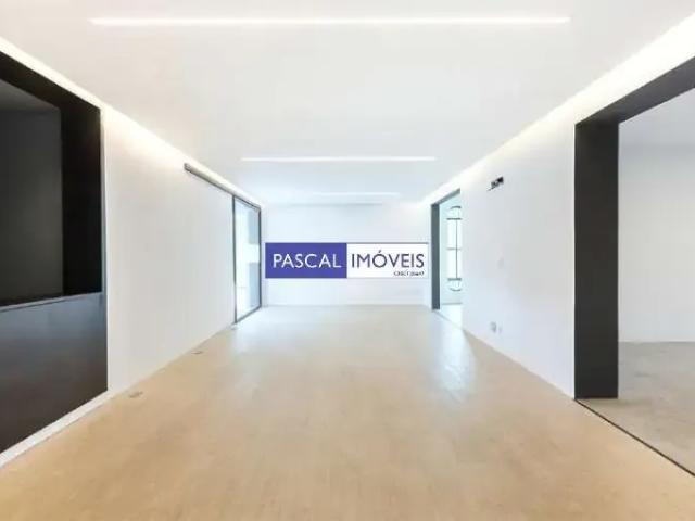 Casa / Sobrado Comercial para Locação em São Paulo/SP Alto de Pinheiros