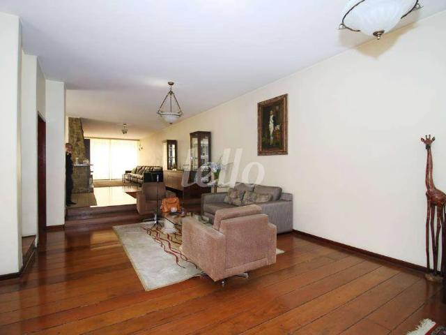 Casa / Sobrado Comercial para Locação em São Paulo/SP Bosque da Saúde 5 Quartos