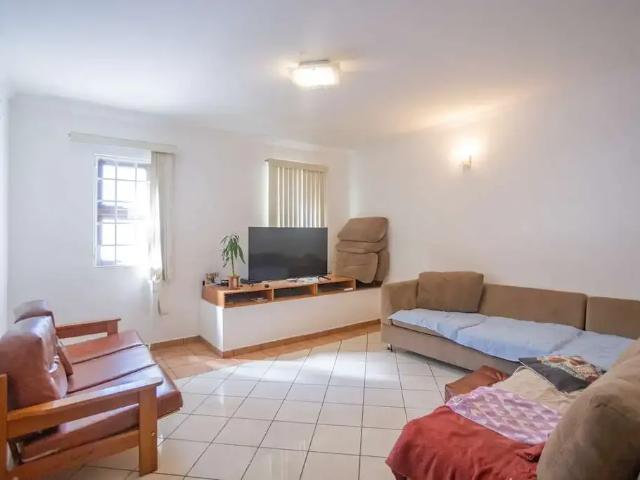 Casa / Sobrado Comercial para Locação em São Paulo/SP Cambuci