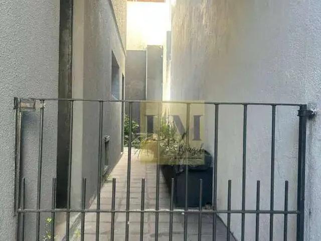 Casa / Sobrado Comercial para Locação em São Paulo/SP Freguesia do Ó 2 Quartos