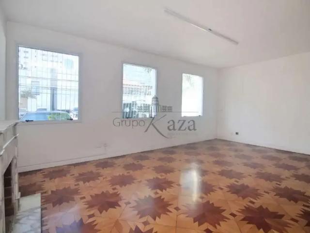 Casa / Sobrado Comercial para Locação em São Paulo/SP Jardim América 8 Quartos