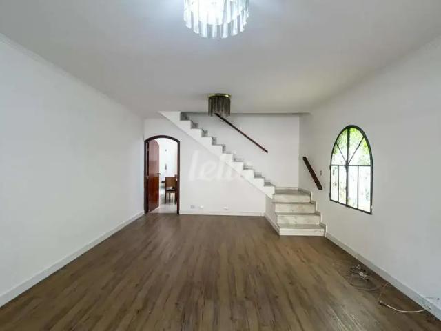 Casa / Sobrado Comercial para Locação em São Paulo/SP Jardim Avelino 3 Quartos