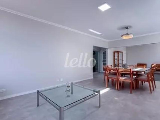 Casa / Sobrado Comercial para Locação em São Paulo/SP Jardim da Glória 4 Quartos