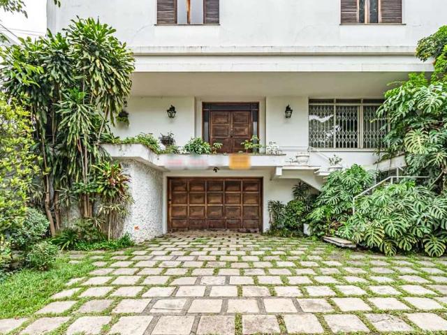 Casa / Sobrado Comercial para Locação em São Paulo/SP Jardim Guedala