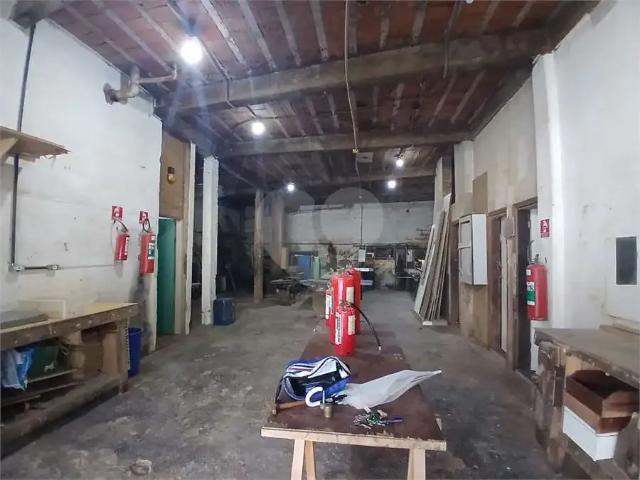 Casa / Sobrado Comercial para Locação em São Paulo/SP Jardim Marajoara 2 Quartos