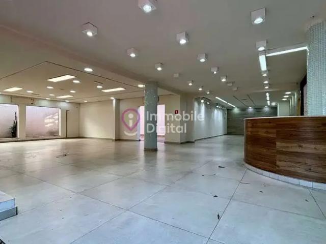 Casa / Sobrado Comercial para Locação em São Paulo/SP Jardim Marajoara 6 Quartos
