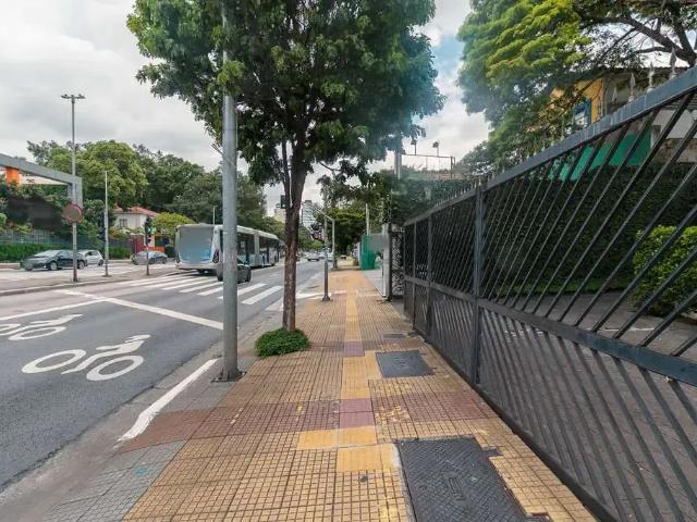 Casa / Sobrado Comercial para Locação em São Paulo/SP Jardim Paulista