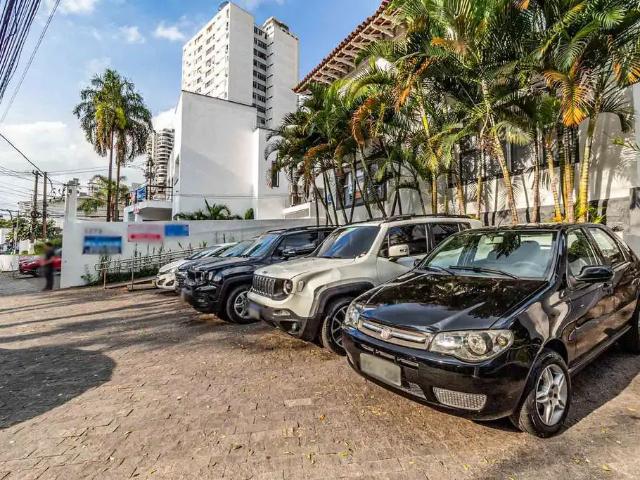 Casa / Sobrado Comercial para Locação em São Paulo/SP Pacaembu