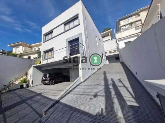 Casa / Sobrado Comercial para Locação em São Paulo/SP Pacaembu 2 Quartos