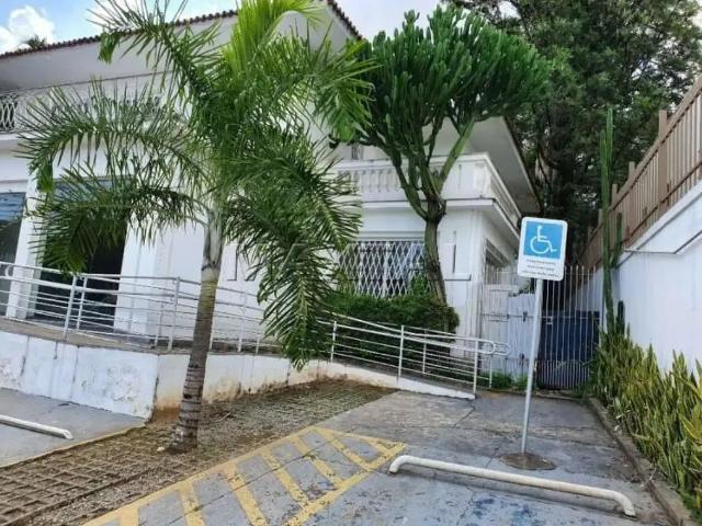 Casa / Sobrado Comercial para Locação em São Paulo/SP Pacaembu 4 Quartos