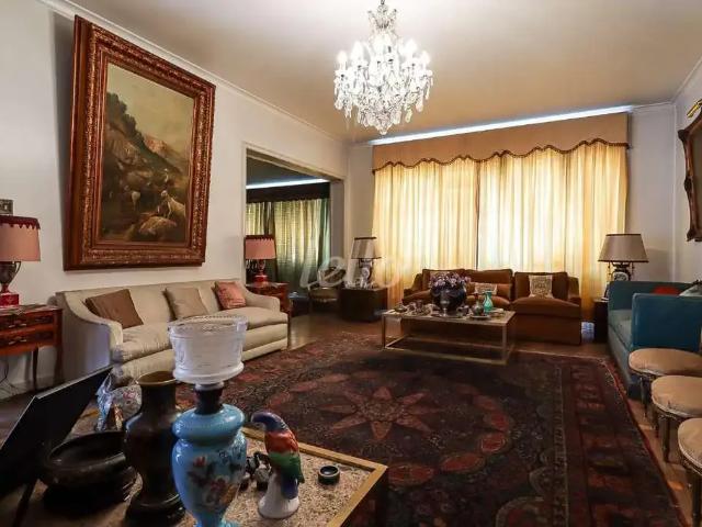 Casa / Sobrado Comercial para Locação em São Paulo/SP Pacaembu 4 Quartos