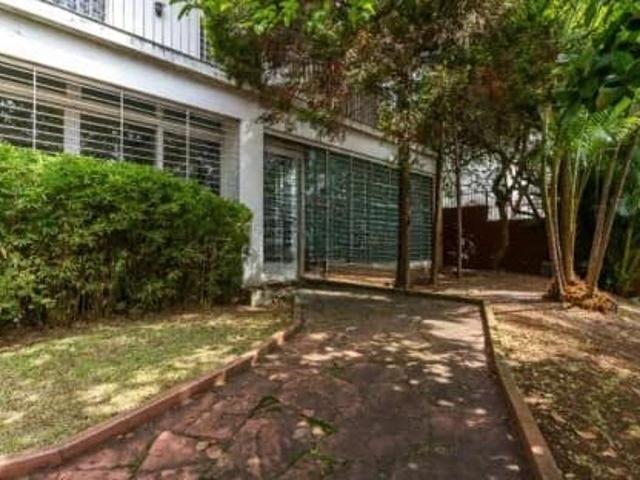 Casa / Sobrado Comercial para Locação em São Paulo/SP Pacaembu