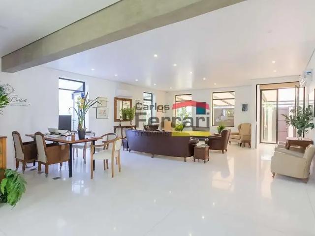 Casa / Sobrado Comercial para Locação em São Paulo/SP Pacaembu 8 Quartos