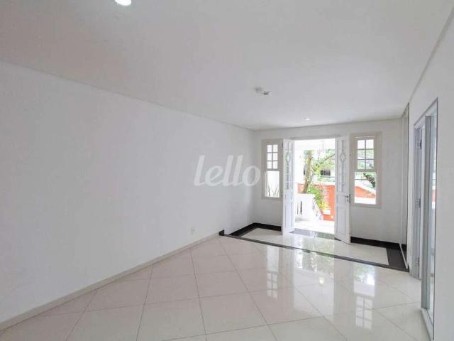 Casa / Sobrado Comercial para Locação em São Paulo/SP Perdizes 4 Quartos