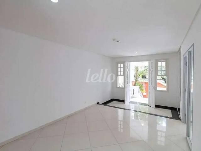 Casa / Sobrado Comercial para Locação em São Paulo/SP Perdizes 4 Quartos