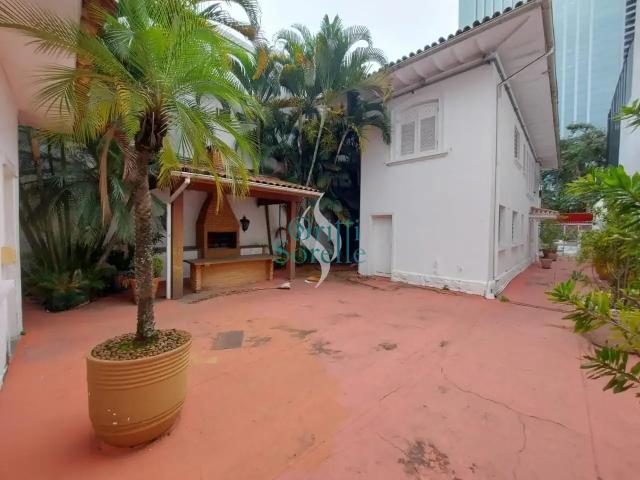 Casa / Sobrado Comercial para Locação em São Paulo/SP Pinheiros