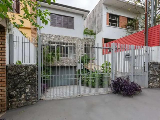 Casa / Sobrado Comercial para Locação em São Paulo/SP Sumaré