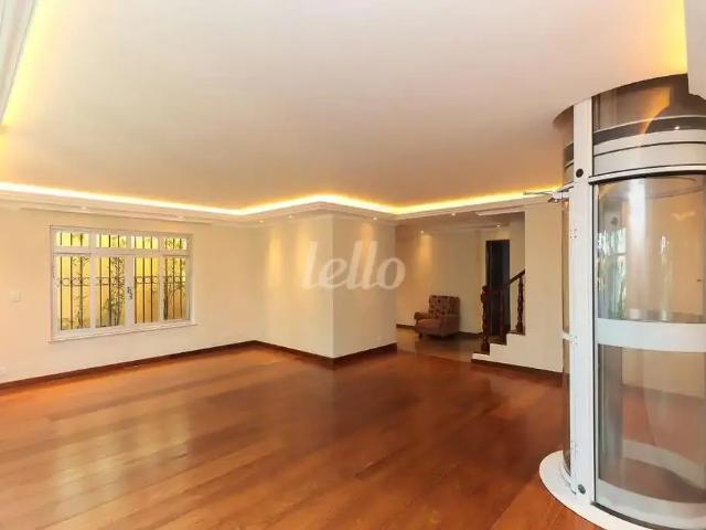 Casa / Sobrado Comercial para Locação em São Paulo/SP Sumaré 3 Quartos