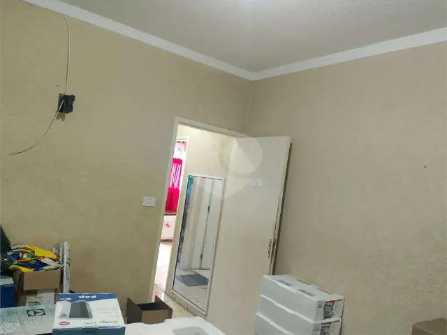 Casa / Sobrado Comercial para Locação em São Paulo/SP São Miguel Paulista 2 Quartos