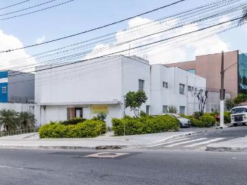 Casa / Sobrado Comercial para Locação em São Paulo/SP São Miguel Paulista