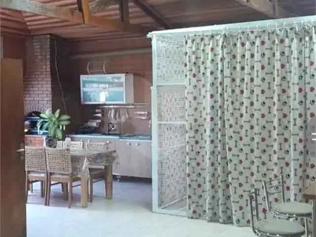 Casa / Sobrado Comercial para Locação em São Paulo/SP Sapopemba 4 Quartos