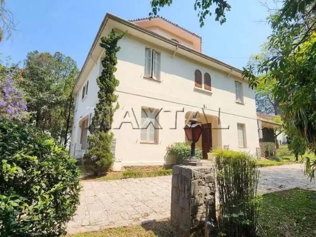 Casa / Sobrado Comercial para Locação em São Paulo/SP Tremembé 15 Quartos